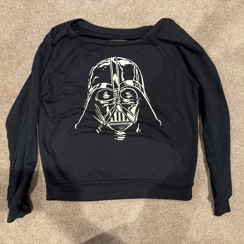 Darth Vader graphic long sleeve shirt